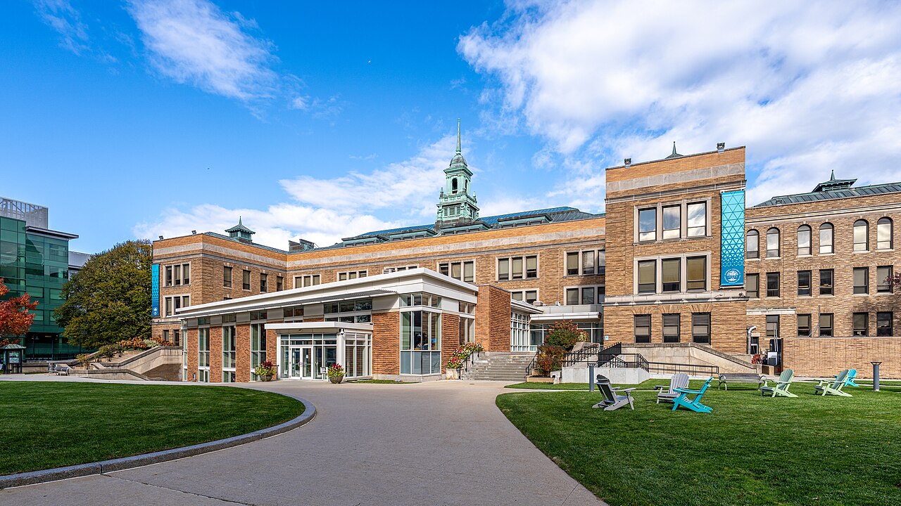Simmons University Image