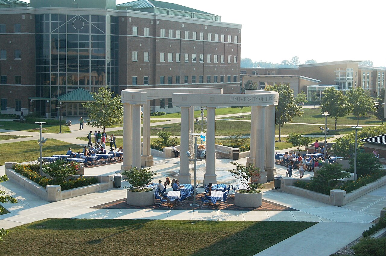 University of Illinois Springfield Image